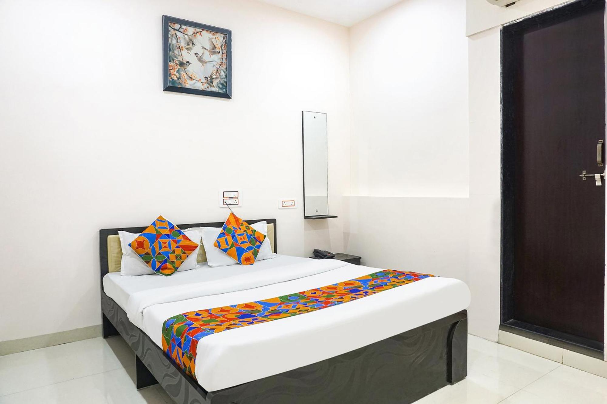 Hotel Fabhotel Rachana Residency - Nr Shivaji Nagar Metro Station Pune