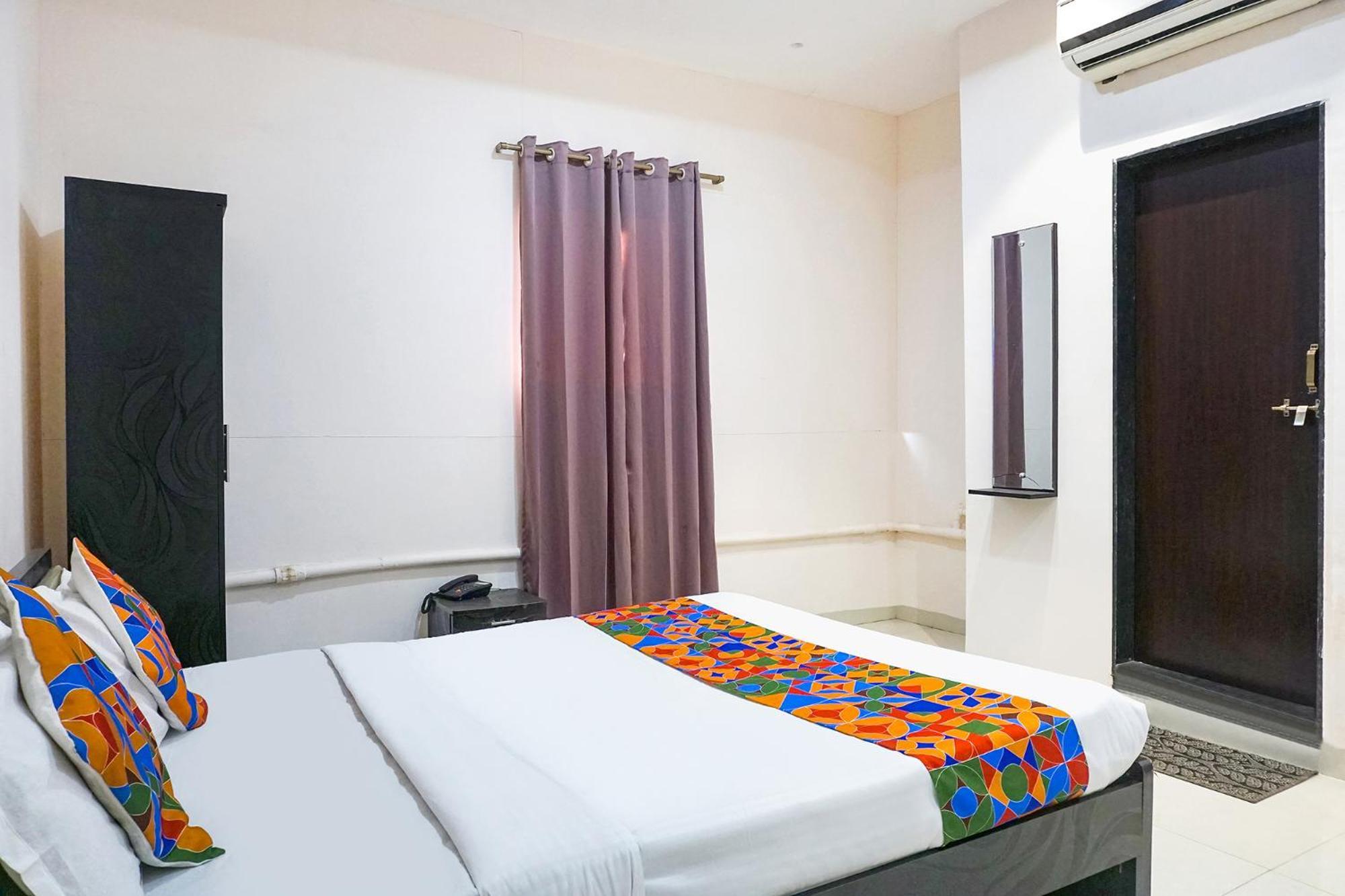 Fabhotel Rachana Residency - Nr Shivaji Nagar Metro Station Hotel Pune