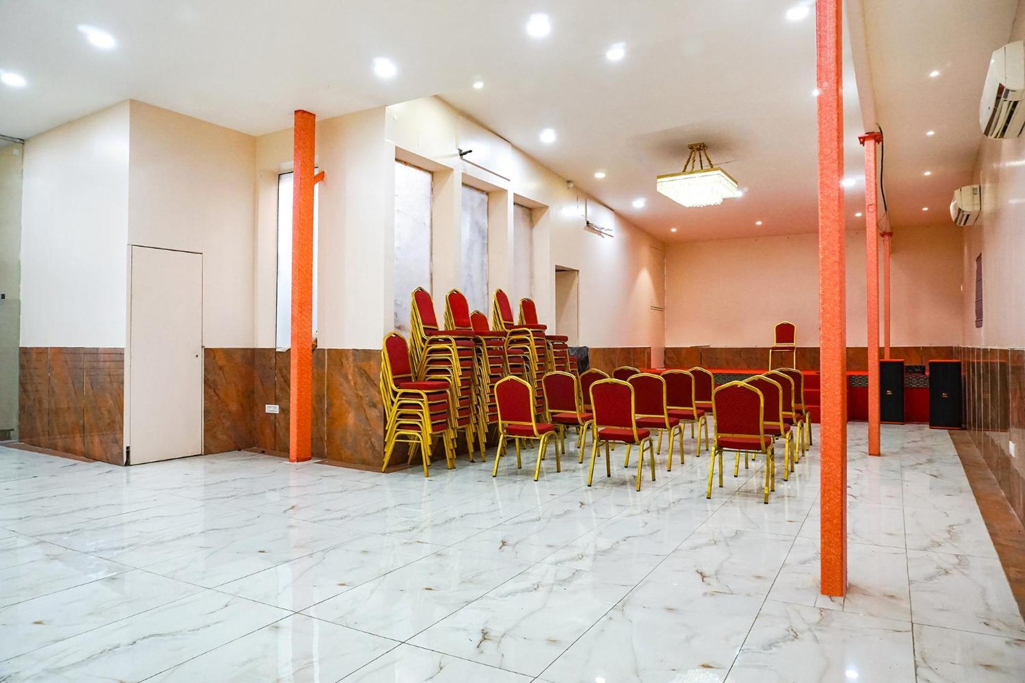 Fabhotel Rachana Residency - Nr Shivaji Nagar Metro Station Hotel